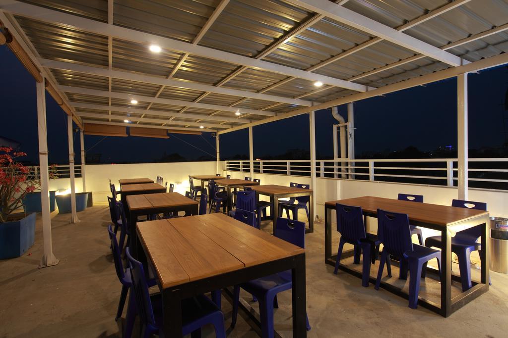 Four Rivers B&B Mandalay Eksteriør bilde