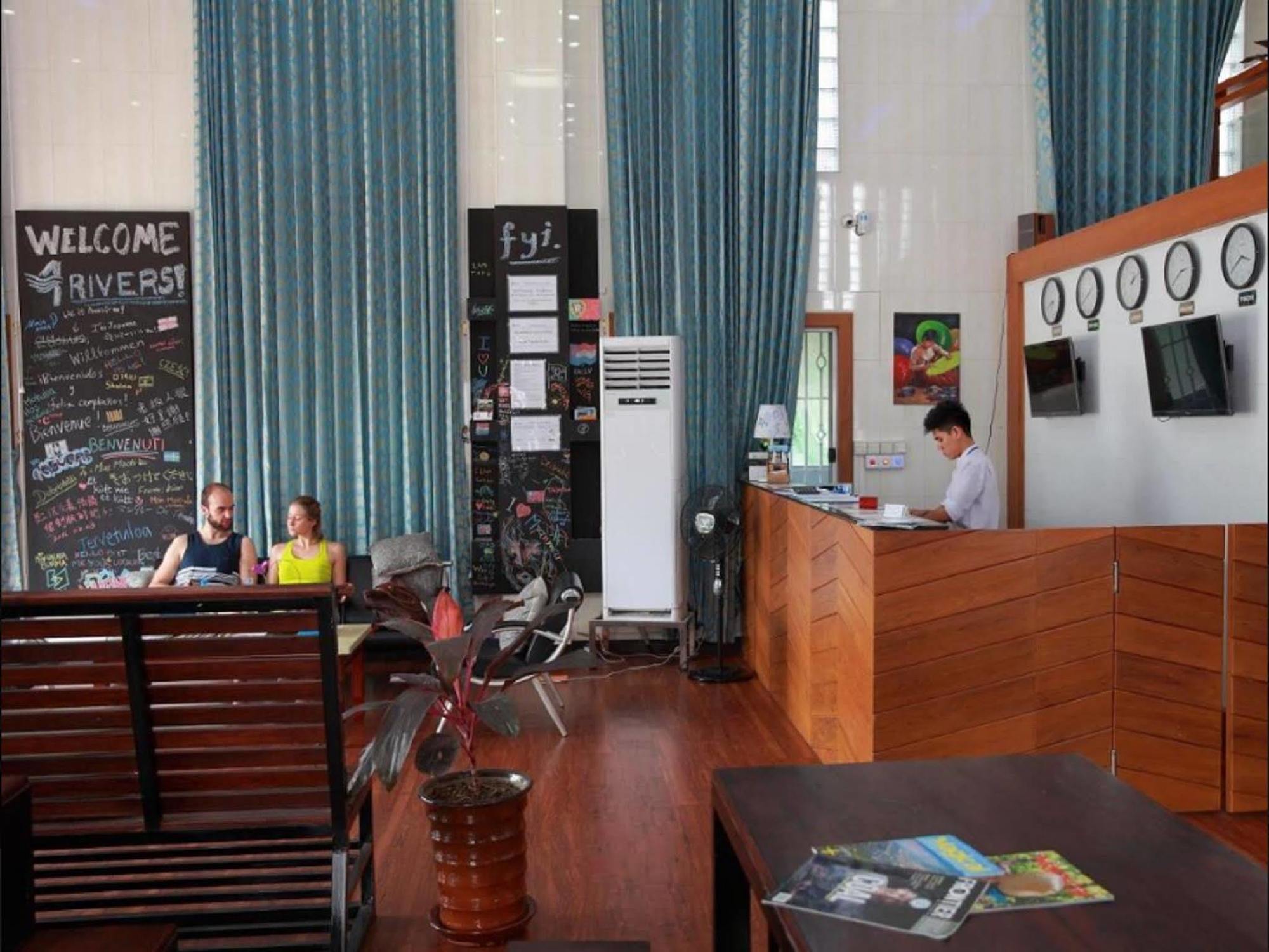 Four Rivers B&B Mandalay Eksteriør bilde